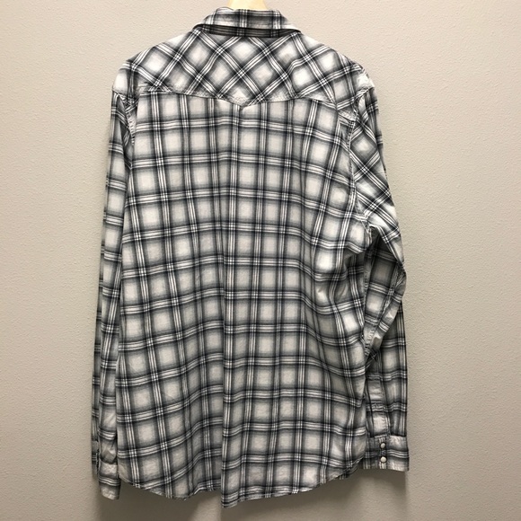 SOLD - American Eagle Shirt - Picture 3 of 6